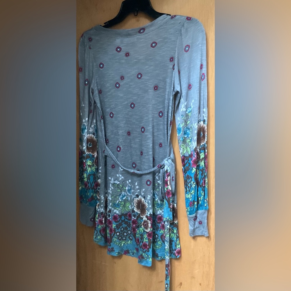 Kimchi Blue Top - Picture 2 of 3